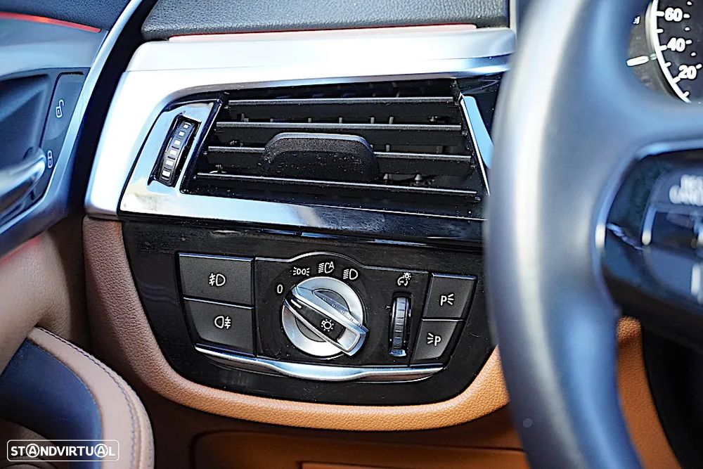 BMW 520 d Pack M Auto - 35