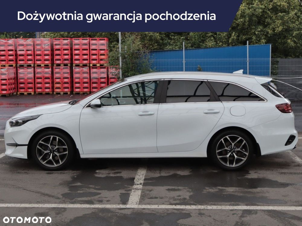 Kia Ceed - 4