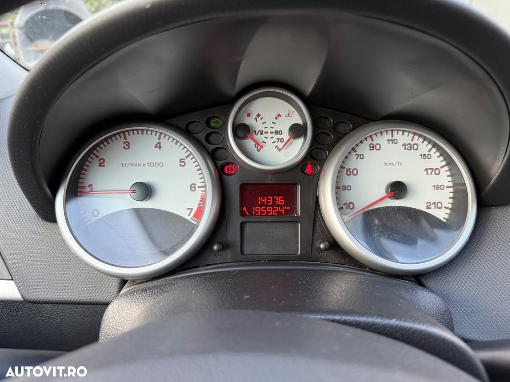 Peugeot 207 90 Tendance - 10