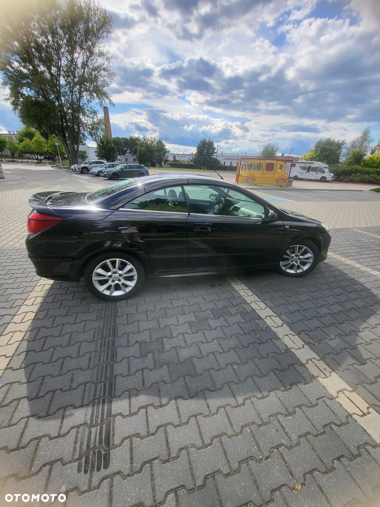 Opel Astra 1.6 T Enjoy - 13