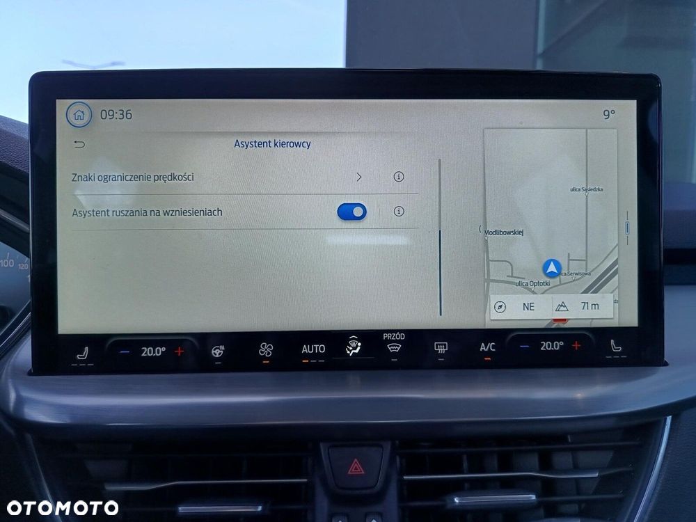 Ford Focus 1.0 EcoBoost Titanium - 34