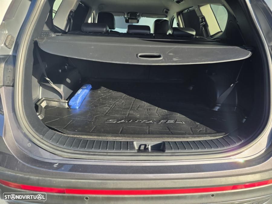 Hyundai Santa Fe 1.6 Plugin-Hybrid 4WD Select - 49
