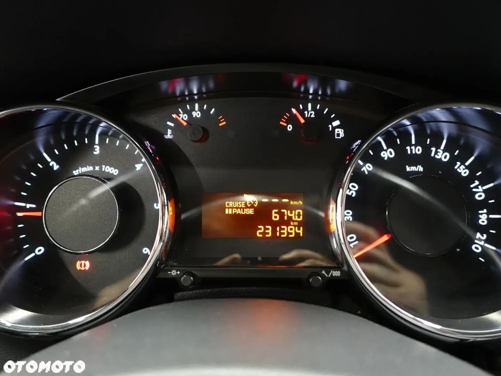 Peugeot 3008 1.6 HDi Active - 38