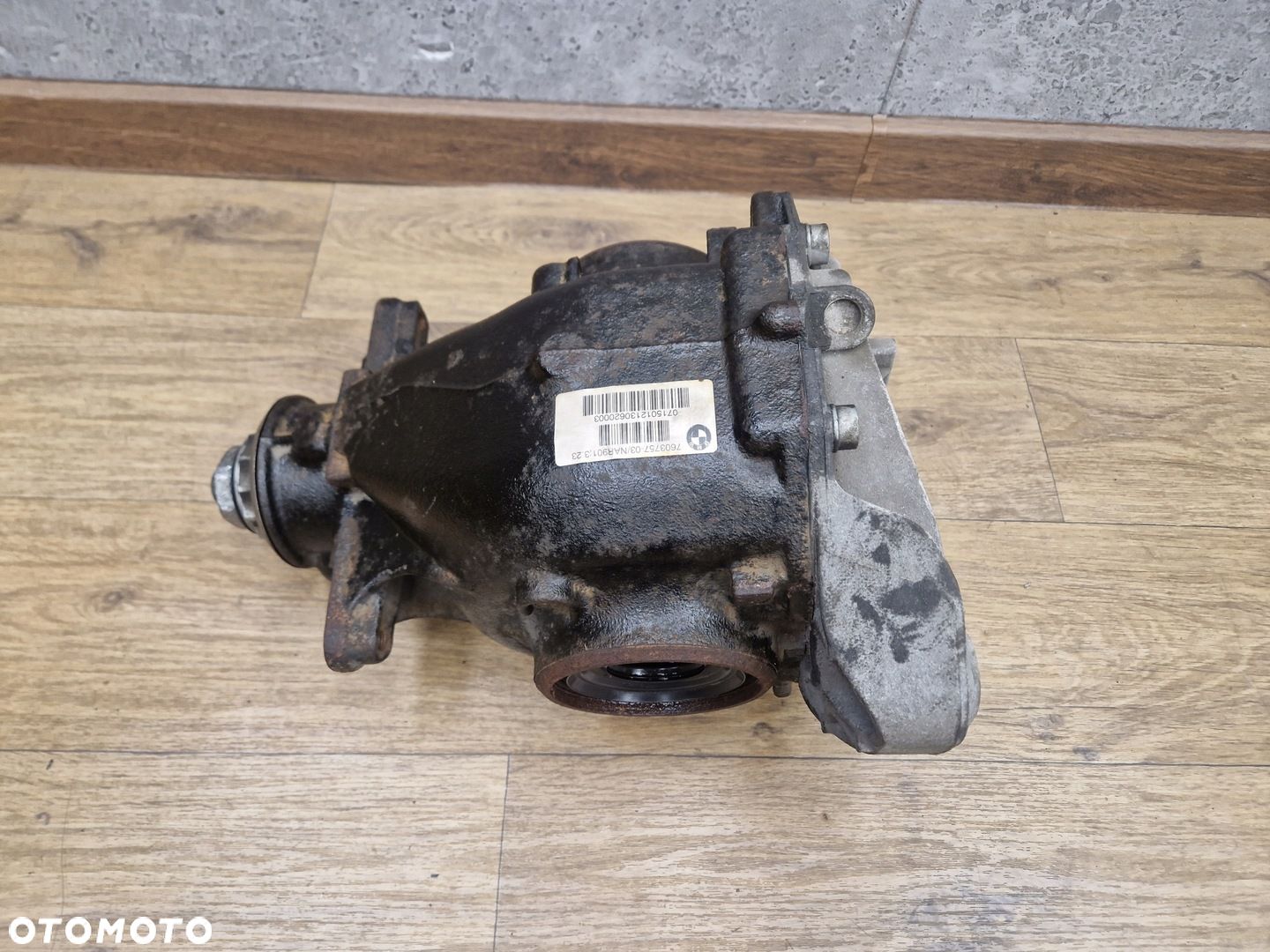 BMW MOST DYFER TYŁ TYLNY DYFERENCJAŁ 3.23 F30 F31 F32 F33 F34 F36 7603757 - 1