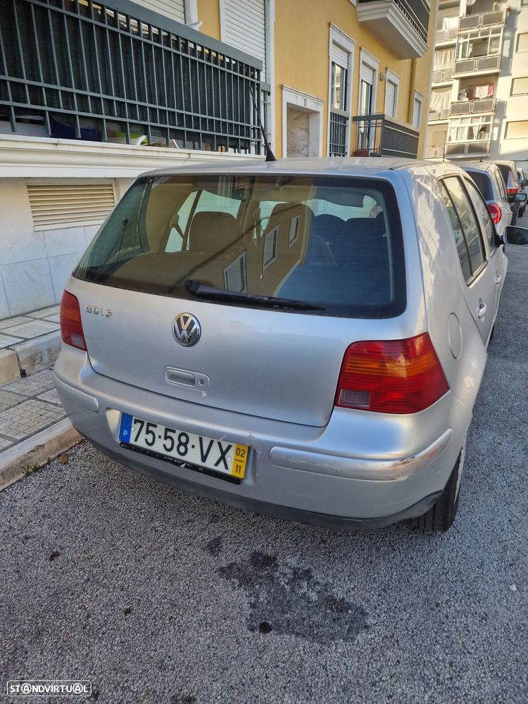 VW Golf - 4