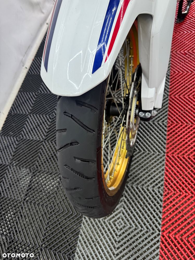 Honda CRF - 9
