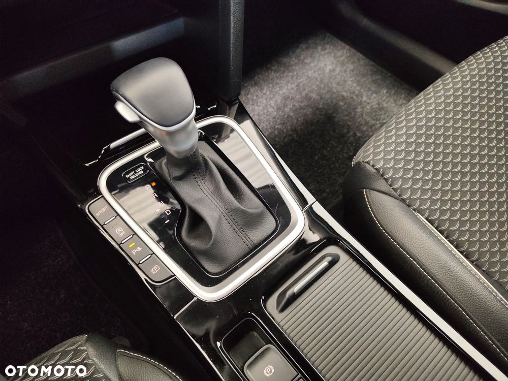 Kia XCeed 1.5 T-GDI L DCT - 16