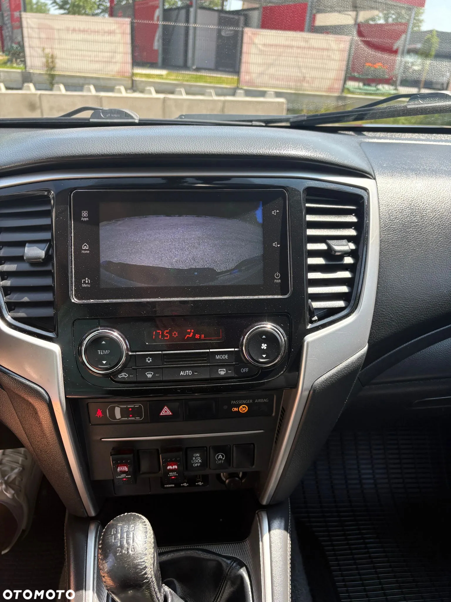 Mitsubishi L200 - 22