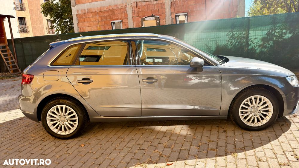 Audi A3 Sportback - 4