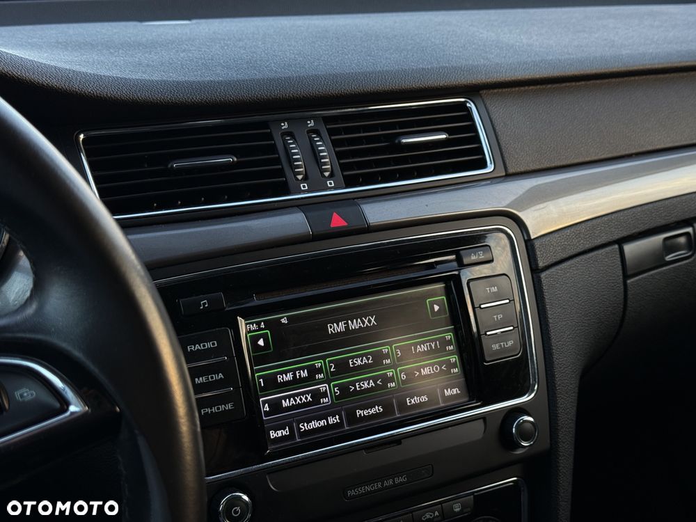 Skoda Superb 1.8 TSI Active DSG - 9