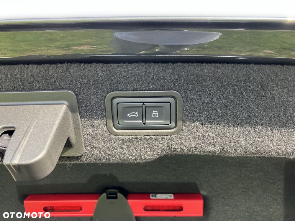 Audi A8 - 19
