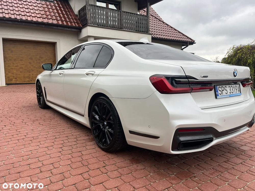 BMW Seria 7 740d xDrive - 5