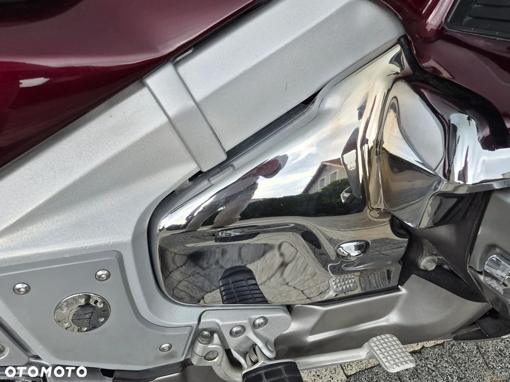 Honda GL - 12