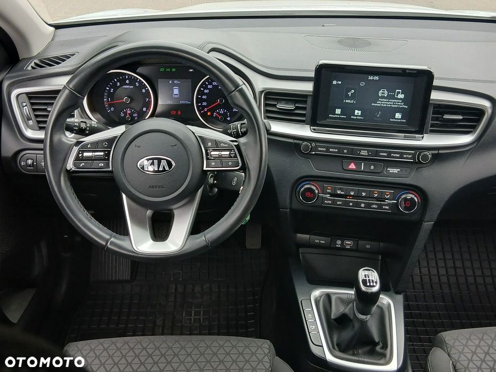 Kia Ceed 1.4 T-GDI M - 22