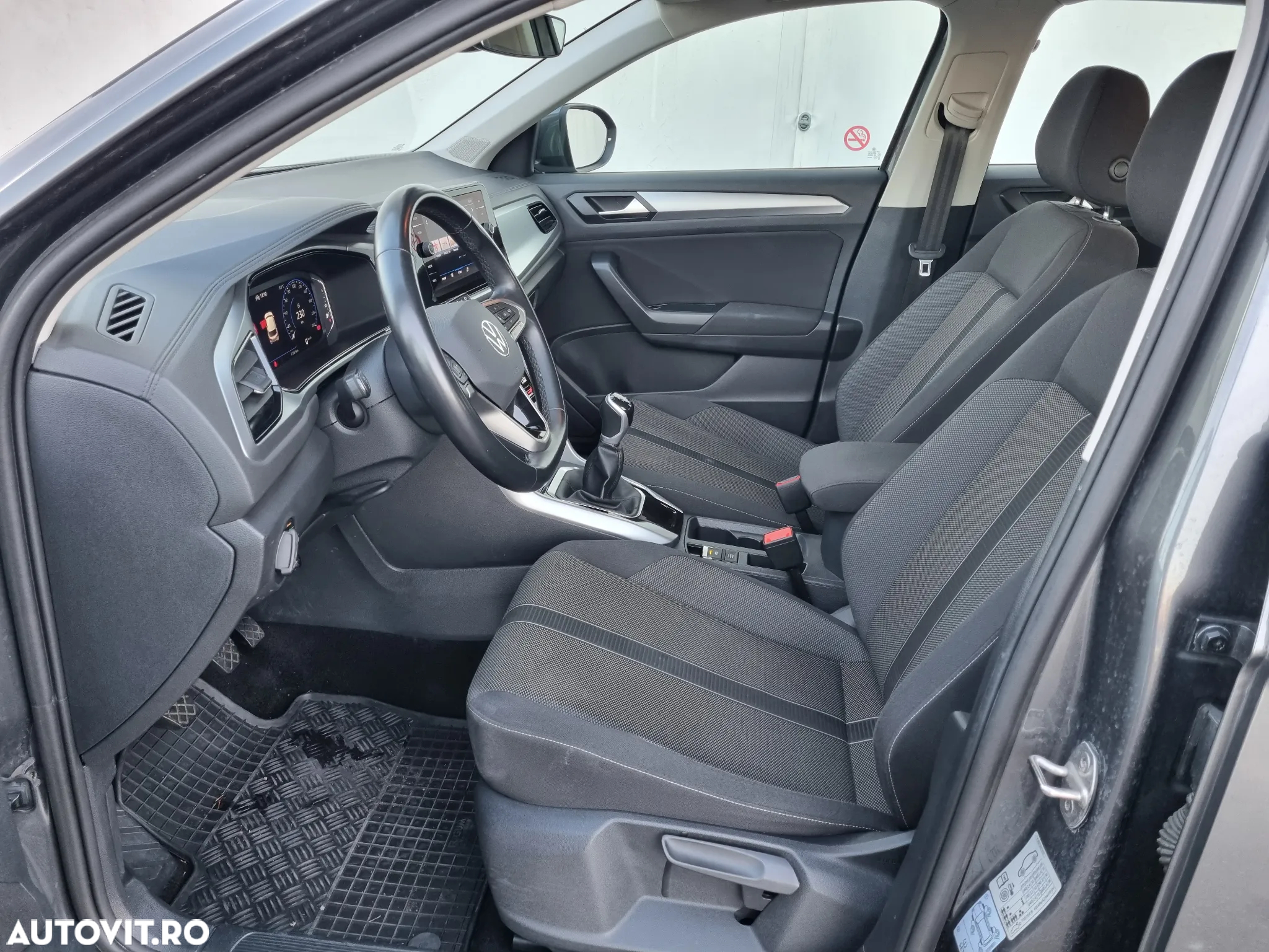 Volkswagen T-ROC 1.0 TSI Life - 10