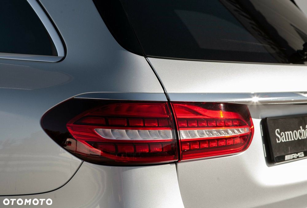 Mercedes-Benz Klasa E - 8