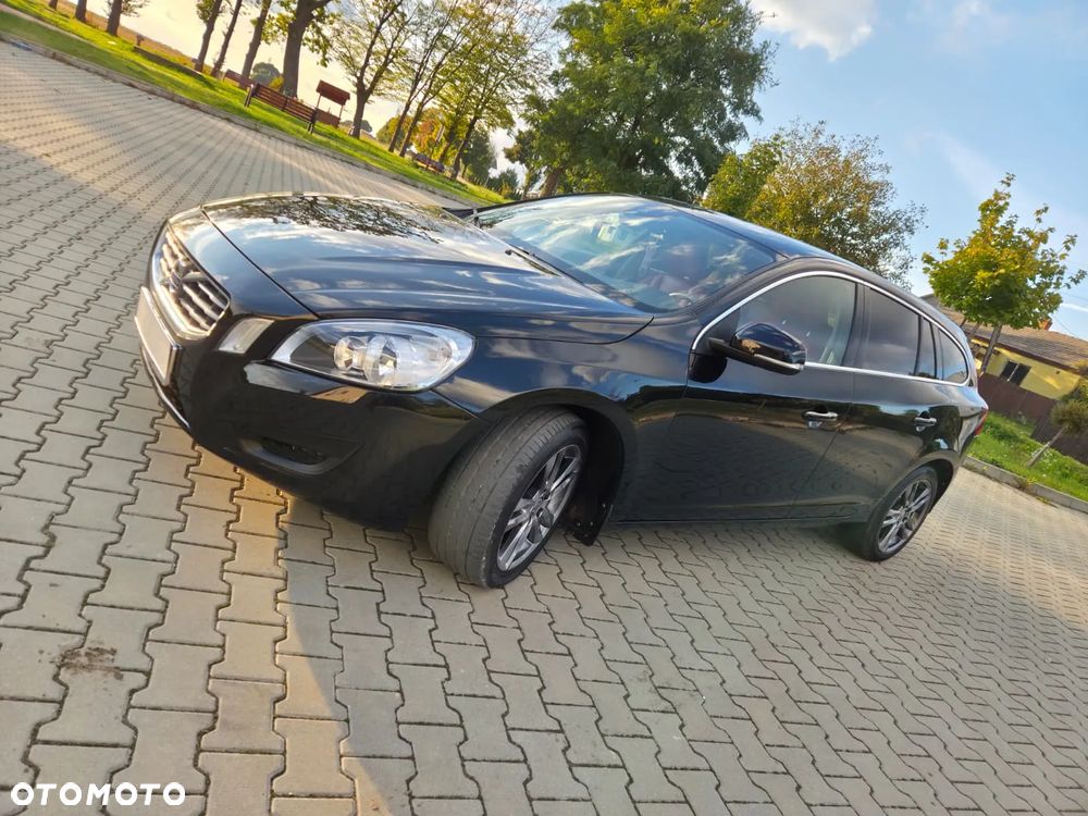 Volvo V60 D3 Geartronic Momentum - 11