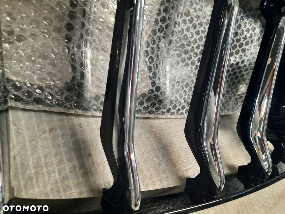 atrapa grill maserati levante 2016- orginal nowy 670041948 chrom - 7