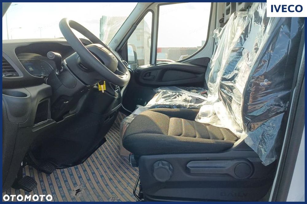 Iveco Daily 50C18 Wywrotka 3.0 180KM - 12