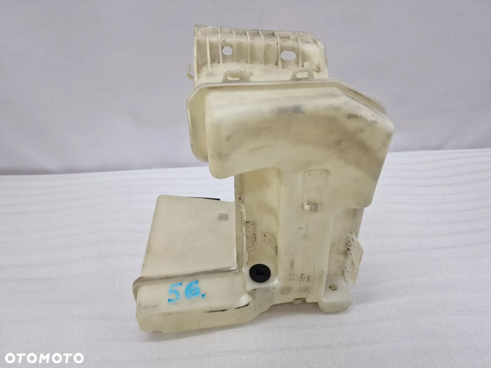 BMW E46 M3 02- ZBIORNICZEK SPRYSKIWACZY , NR 61677895231 / 7895231 , NR AUKCJI ZS56 - 1