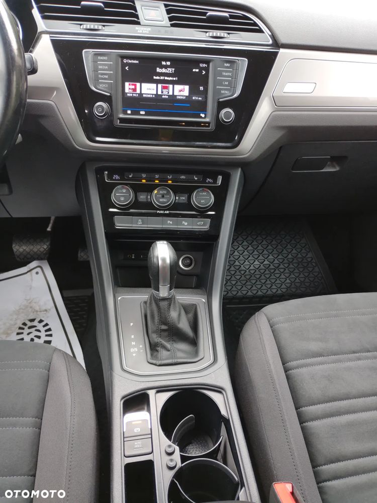 Volkswagen Touran 2.0 TDI SCR (BlueMotion Technology) DSG Highline - 18