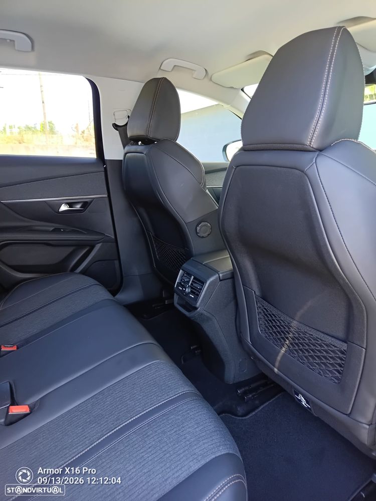 Peugeot 3008 1.2 PureTech Allure Pack EAT8 - 27