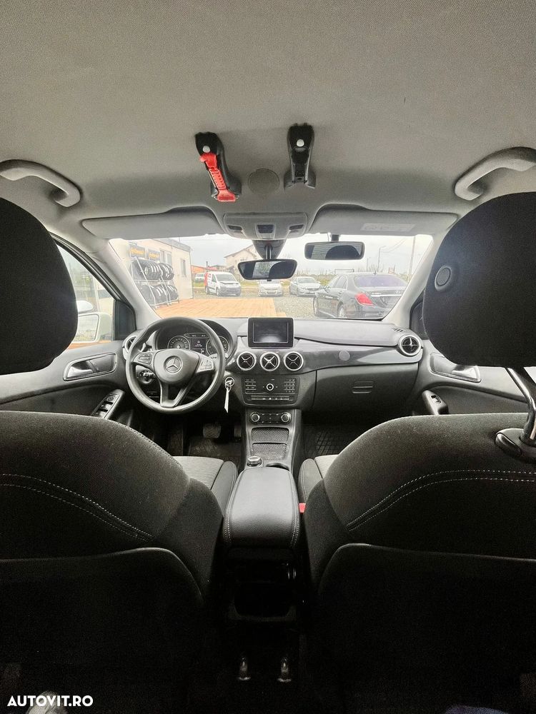 Mercedes-Benz B 220 - 3