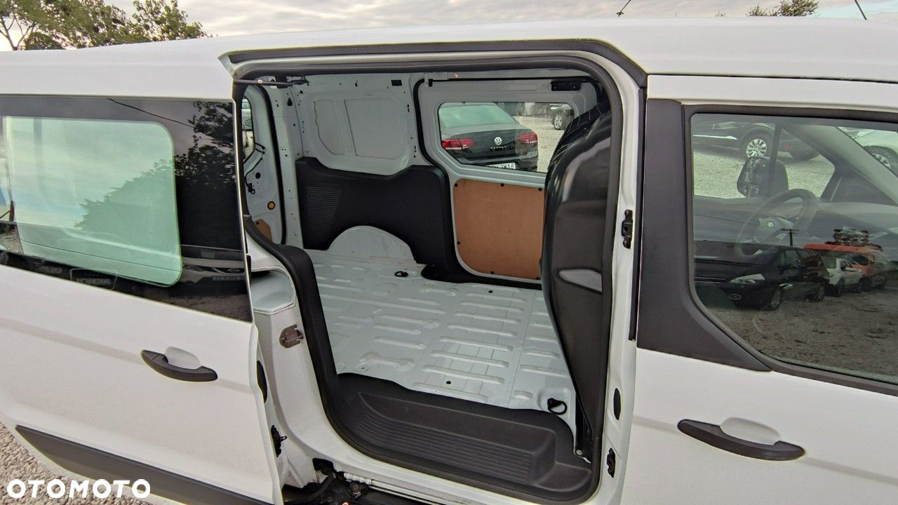 Ford Transit Connect - 25