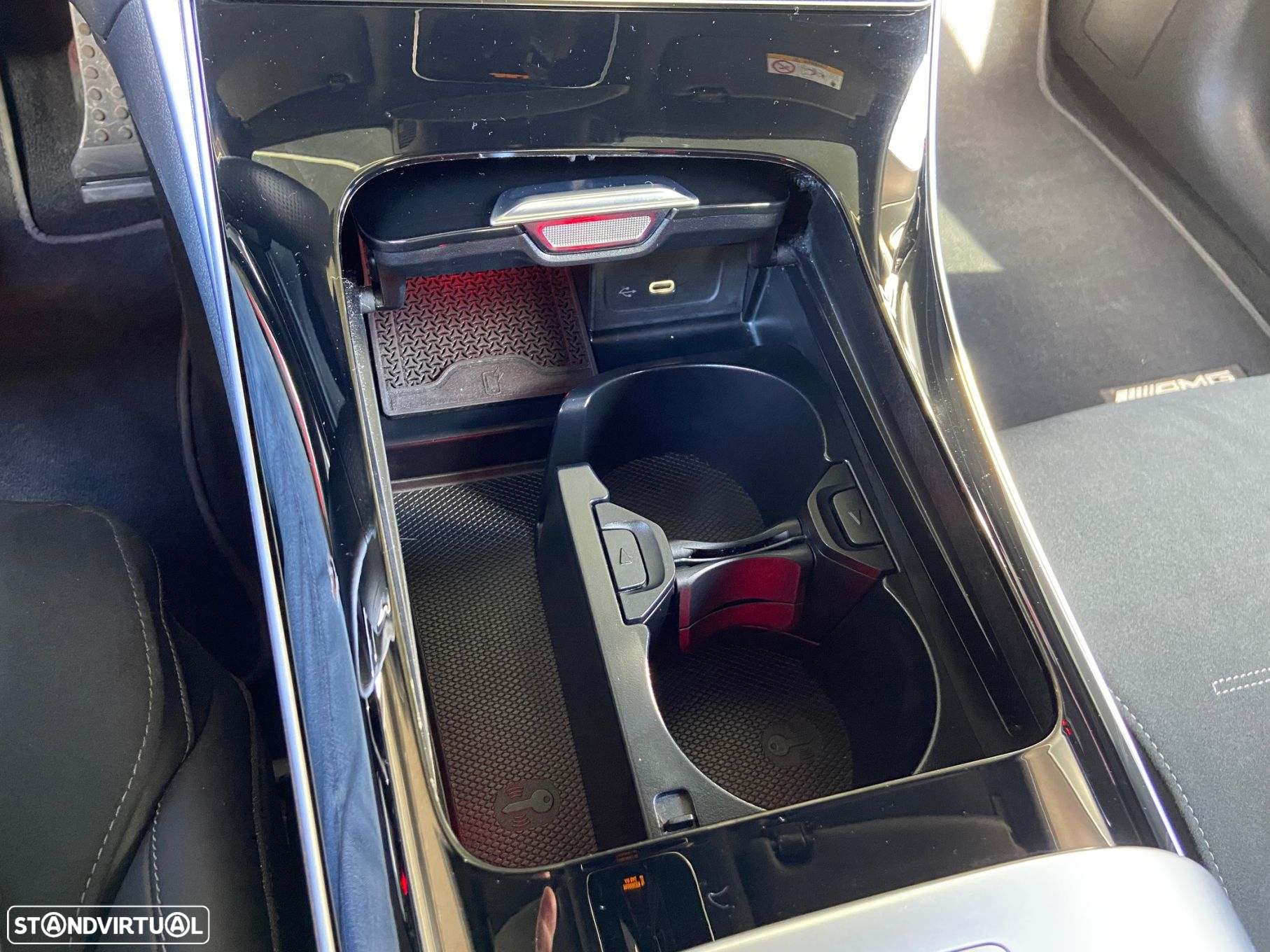 Mercedes-Benz C 300 e AMG Line - 25