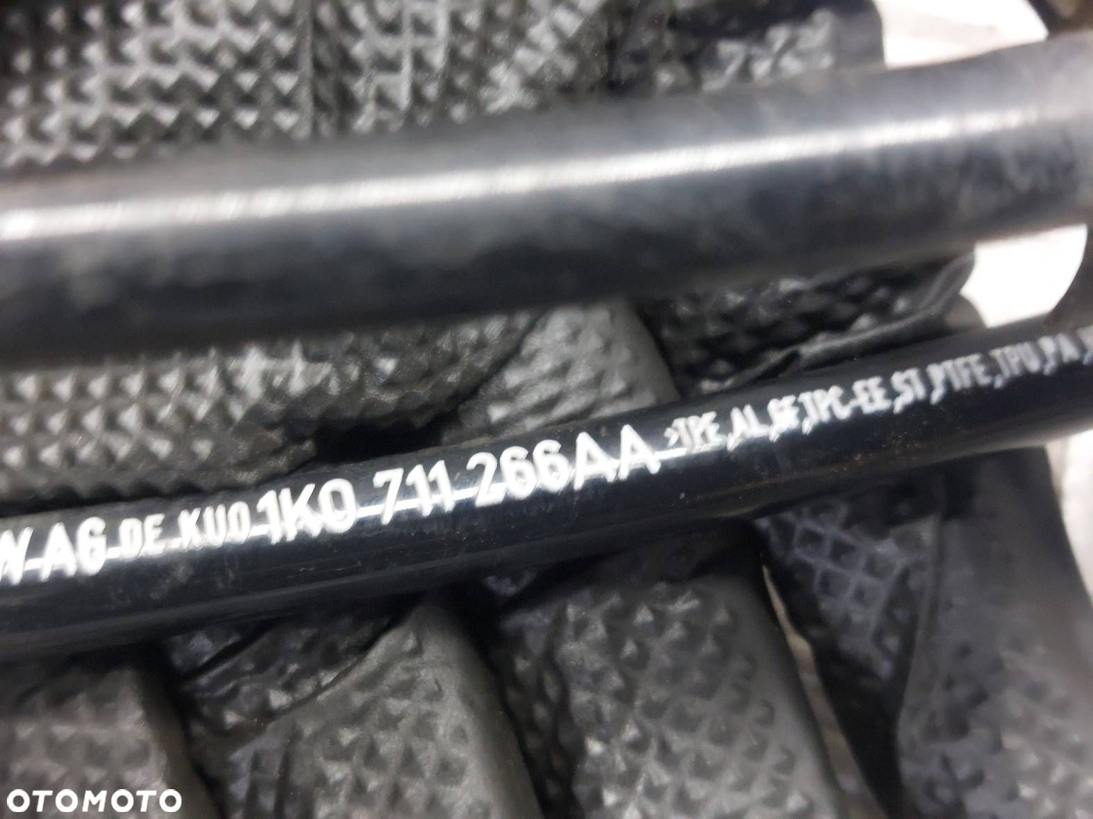 LEWAREK ZMIANY BIEGÓW + LINKI AUDI A3 8P 2.0 TDI MANUAL 6 BIEGÓW - 6