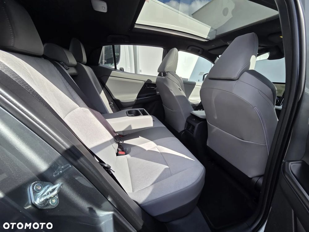 Toyota C-HR+ 77kWh 4x4 Executive - 24