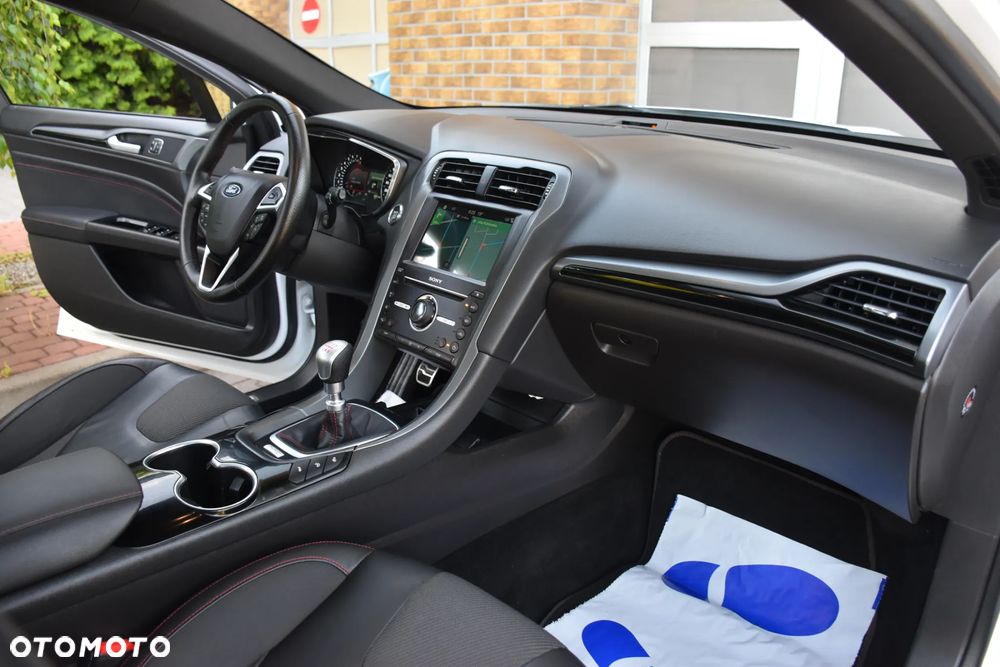 Ford Mondeo 1.5 EcoBoost ST-Line X - 11