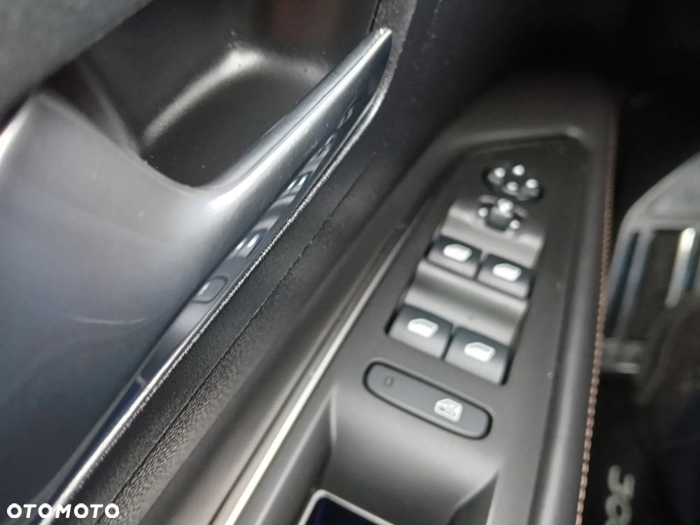 Peugeot 3008 1.6 BlueHDi Crossway S&S EAT6 - 30