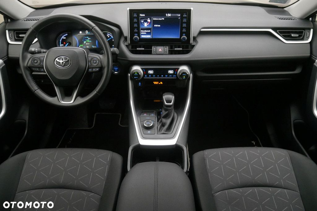 Toyota RAV4 - 8
