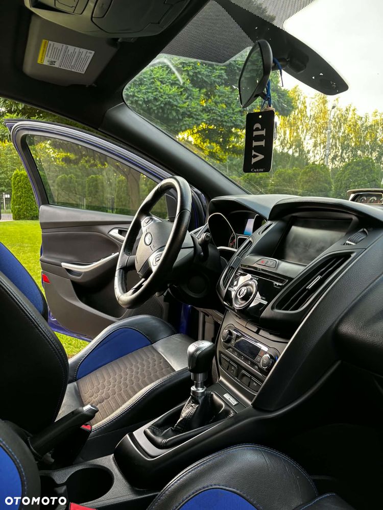 Ford Focus - 18