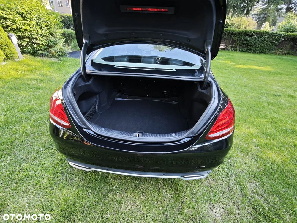 Mercedes-Benz Klasa C 180 9G-TRONIC - 25