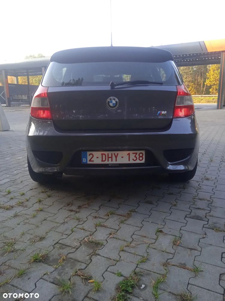 BMW Seria 1 2006 photo 4