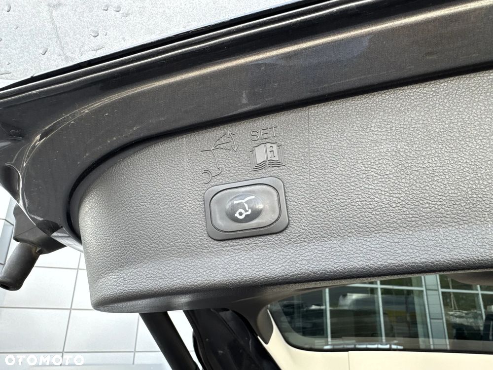 Ford Kuga 1.5 EcoBoost FWD Titanium ASS GPF - 16
