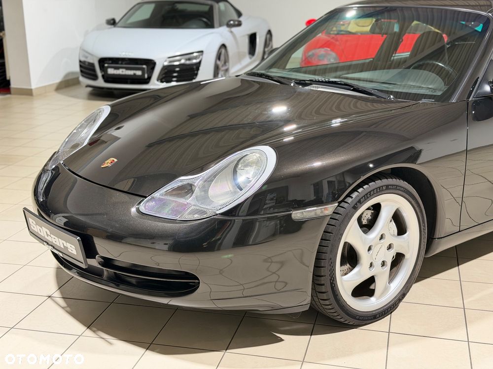 Porsche 911 Carrera - 3