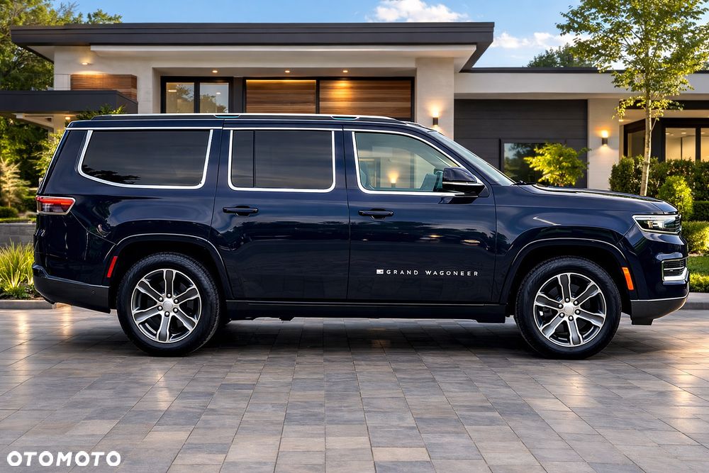 Jeep Grand Wagoneer - 7