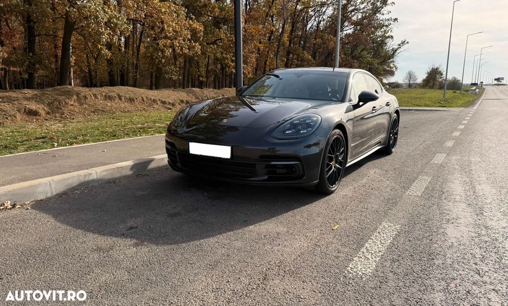Porsche Panamera 4S - 3