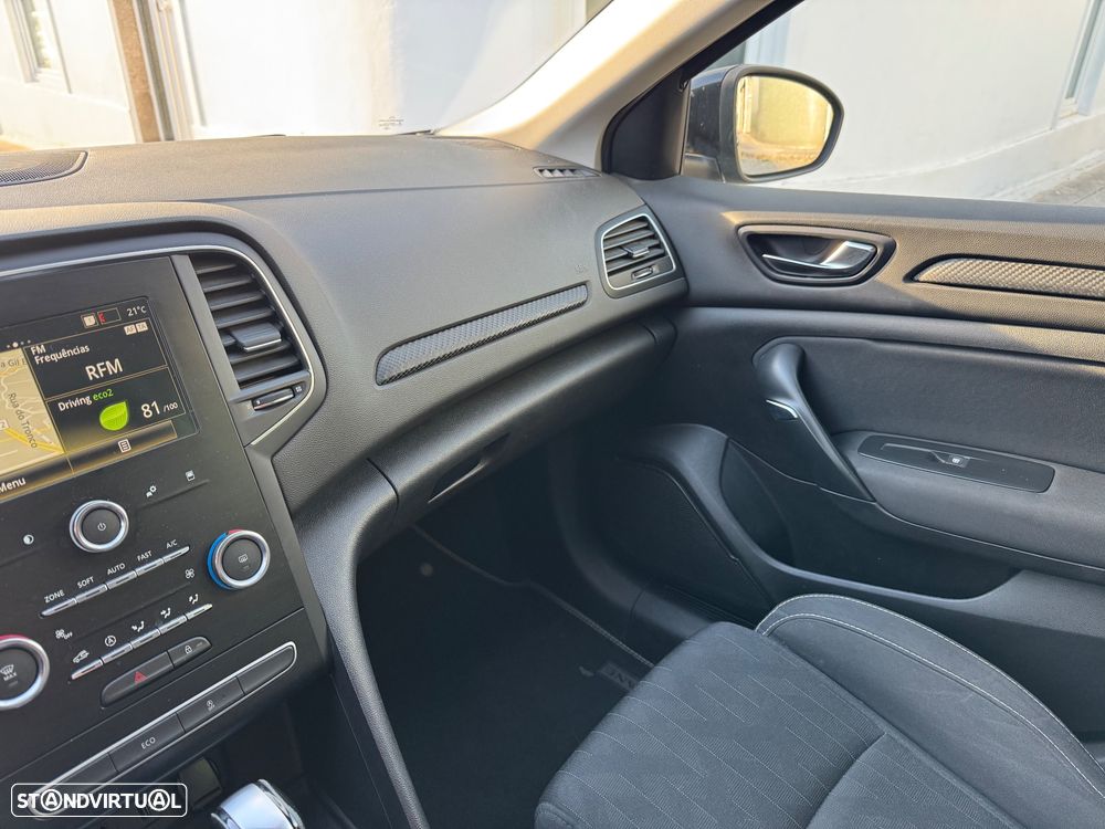 Renault Mégane Sport Tourer 1.3 TCe Limited EDC - 3