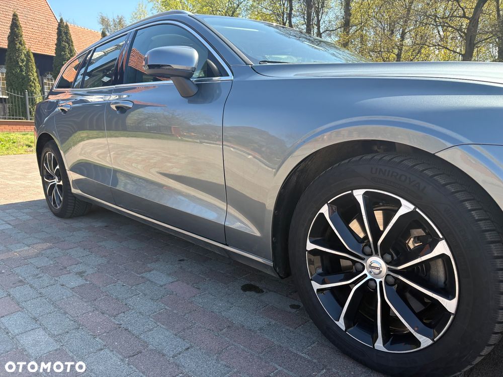 Volvo V60 B3 B Essential - 14