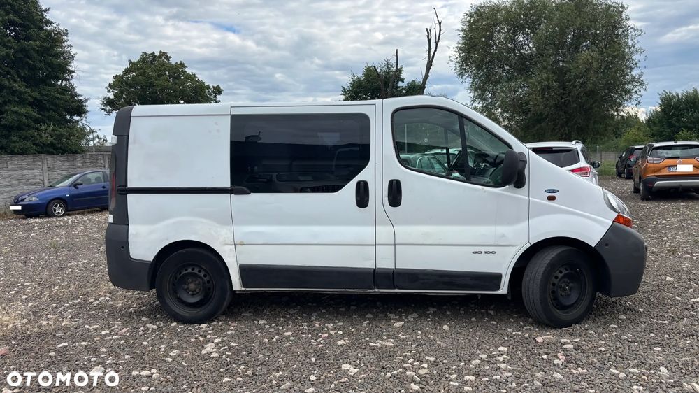 Renault TRAFIC - 3