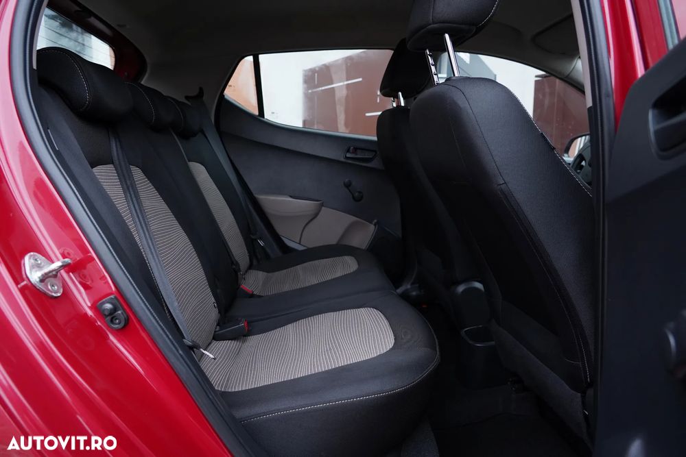 Hyundai i10 1.1 Automatik Classic - 9