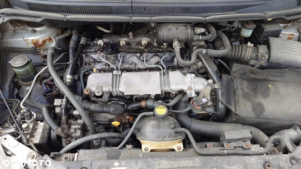 Toyota Corolla Verso 04R 2.0 66KW NA CZĘŚCI - 6