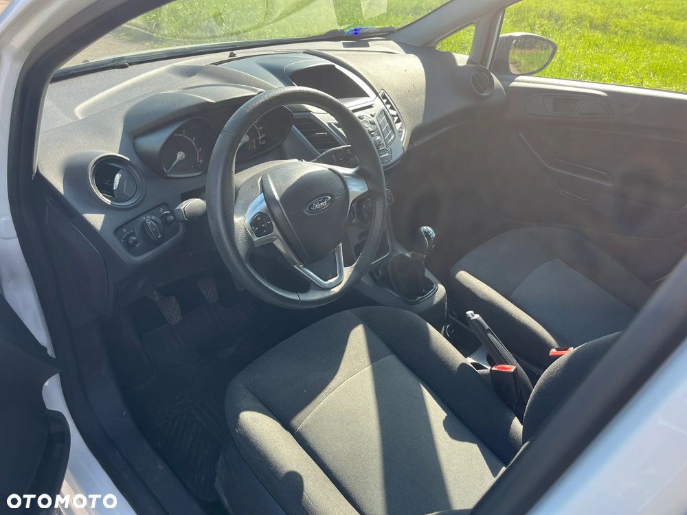 Ford Fiesta 1.25 Trend - 16