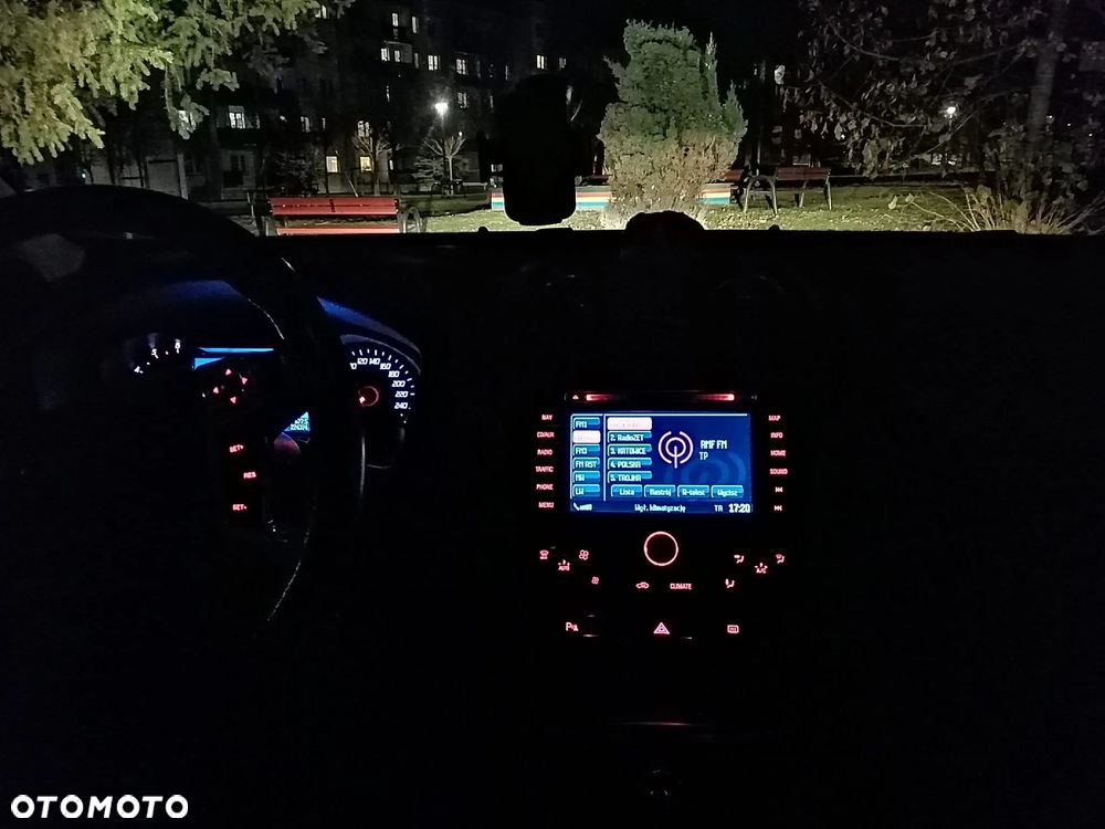 Ford Mondeo 2.0 TDCi Titanium - 34