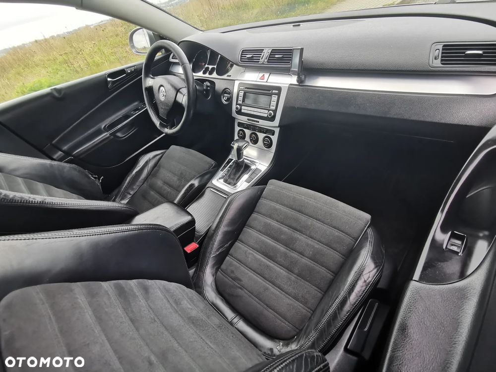 Volkswagen Passat 2.0 TDI Highline DSG - 9