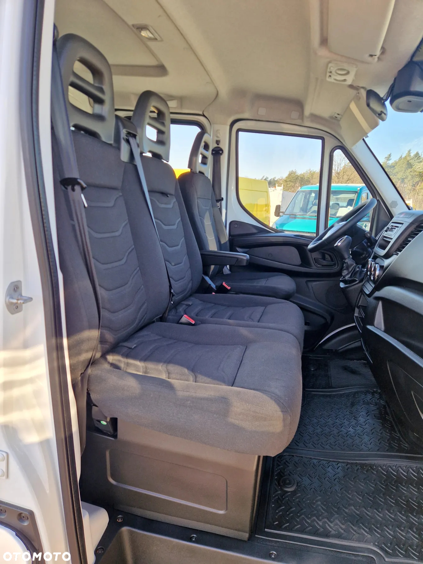 Iveco IVECO 35C13 2.3 HPI 130 KONNY KLIMA WEBASTO 8 BIEGOWY HIMATIC 7 OSOBOWA BRYGADÓWKA SKRZYNIA 3.5 METRA GWARANCJA - 20